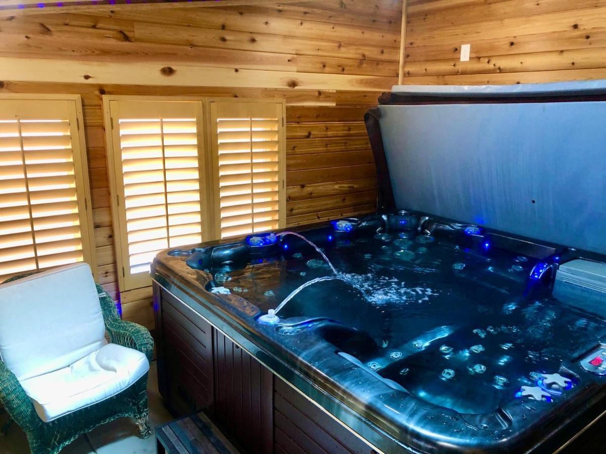 Blue Bear Den 3Br 2Ba Dtc Private Apt Hot Tub Kültér fotó