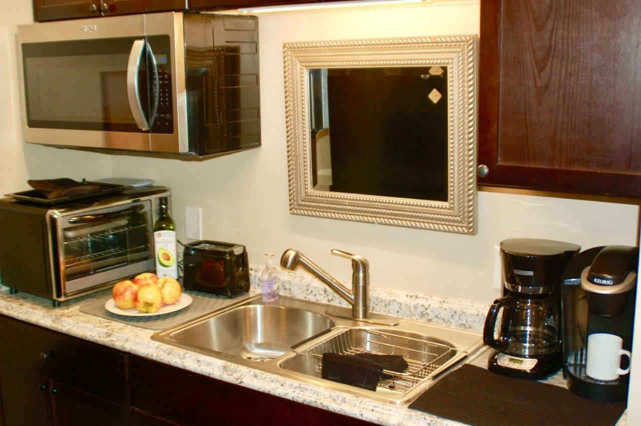 Blue Bear Den 3Br 2Ba Dtc Private Apt Hot Tub Kültér fotó