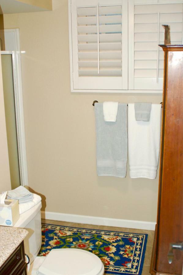 Blue Bear Den 3Br 2Ba Dtc Private Apt Hot Tub Kültér fotó